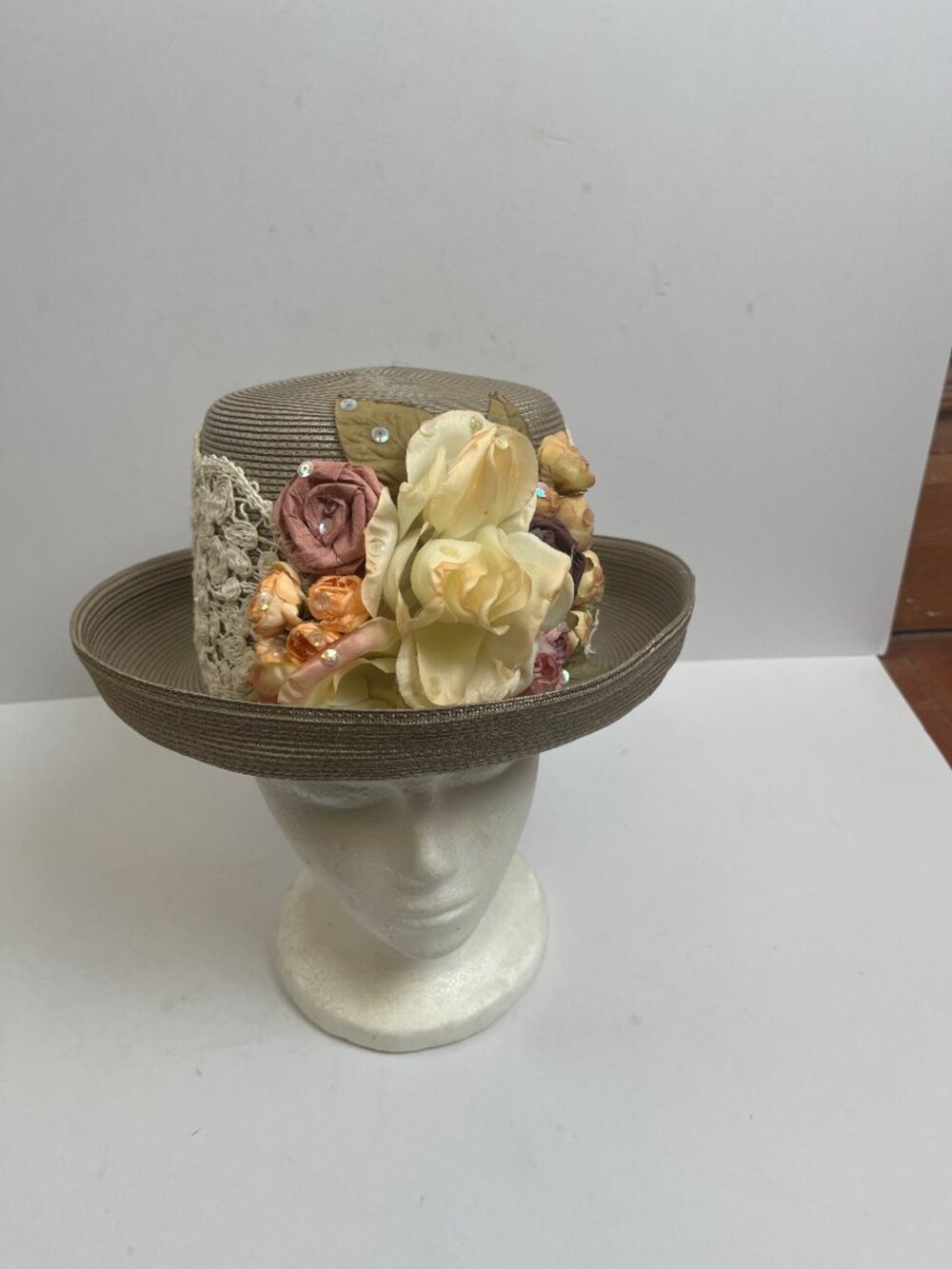 Vintage Cream Straw Whittall & Shon Floral Hat